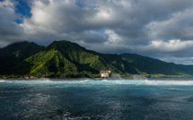 JO-2024: la fédération internationale de surf "salue" la suspension des travaux à Teahupo'o