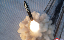 Corée du Nord: Kim appelle à "accélérer les préparatifs de guerre"