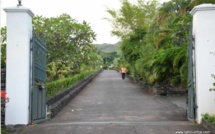 Edouard Fritch mis en sursis par le conseil politique du Tahoera'a