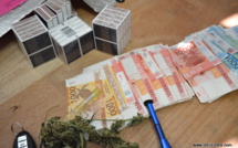 Du cannabis, des pipettes et 800 000 francs en espèces saisis lors d'un contrôle routier