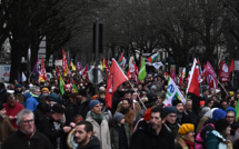 Les opposants à la loi sur l'immigration jettent leurs dernières forces dans la rue