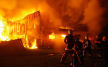 Incendie à Punaauia : un corps dans les décombres