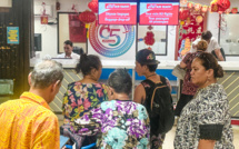 Les bateaux à quai, les avions ok