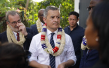 Fin du droit du sol à Mayotte: Macron rencontre Darmanin, toujours des barrages sur l'île