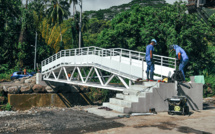 La nouvelle passerelle de Mahaena inaugurée