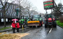 Attal donne des gages aux agriculteurs avant le Salon, où Macron est attendu de pied ferme