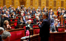 Nouvelle-Calédonie: le Sénat vote le report des élections provinciales, avant une réforme constitutionnelle