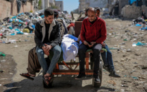 Gaza: tirs israéliens lors d'une distribution d'aide, plus de 100 morts selon le Hamas