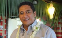 Le maire de Haapiti "pète les plombs" à l'agence EDT de Moorea
