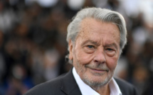 Alain Delon sous curatelle renforcée: une mesure "excessive", pour l'avocat de sa fille Anouchka