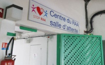 Le docteur Viali au centre de RAA