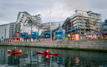A Copenhague, une situation "instable" quatre jours après l'incendie de la vieille Bourse