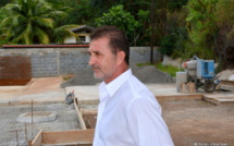 Les papis emmurés : L'entrepreneur se défend