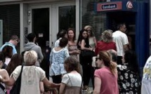 Grèce: quand le distributeur bancaire le plus proche est sur l'île voisine