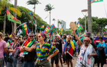 Nouvelle-Calédonie: une réforme sensible à l'Assemblée, de vives tensions dans l'archipel