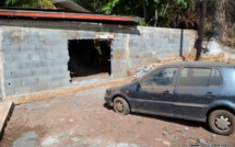 Les briques tombent chez papi et mamie Lee