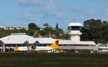 Nouvelle-Calédonie: l'aéroport de Nouméa restera fermé jusqu'à lundi matin