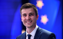 Elections européennes: dernier meeting pour Deffontaines (PCF), qui vise le seuil "fatidique" des 5%