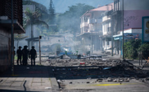 Nouvelle-Calédonie: nouvelles violences après le transfert en métropole de figures indépendantistes