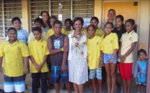 La ministre rencontre l'équipe pédagogique et les élèves du collège de Taunoa