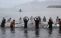 Une inauguration de la Billabong Pro Tahiti 2015 en hommage à Ricardo.