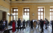 La droite veut empêcher le "blocage du pays" avec son "pacte législatif d'urgence"