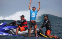 Billabong Pro Tahiti 2015 – Une victoire historique pour le Français Jérémy Florès.