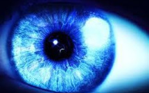 Faut-il s'équiper contre la lumière bleue de nos écrans ?