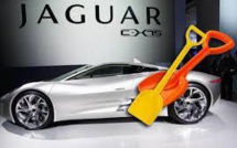 En Russie, deux écoliers creusent un tunnel pour s'évader de l'école... et acheter une Jaguar