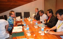 Internet : Edouard Fritch évoque le projet de second câble avec Murray McCully