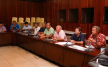 Le ministre de l’Agriculture rencontre les tavana des Tuamotu