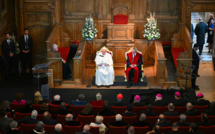 Face aux violences sexuelles, le pape réaffirme que l'Eglise doit "demander pardon"