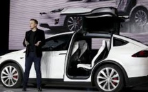 Tesla dévoile son 4x4 Model X après deux ans de retard