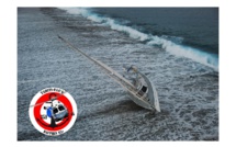 Un voilier s'échoue à Taha'a, un homme de 70 ans sauvé par hélitreuillage