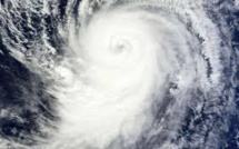 L'ouragan Olaf se renforce dans le Pacifique, se rapproche de Hawaï