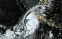 Patricia, devenue tempête tropicale, provoque peu de dégâts au Mexique