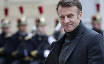 Macron réunit les partis sans le RN ni LFI et leur promet un Premier ministre "dans les 48 heures"