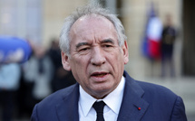 Après Macron, Bayrou dimanche et lundi à Mayotte, avec Borne et Valls