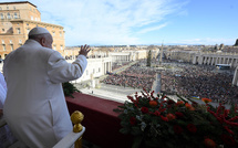 Le pape appelle à "surmonter les divisions" pour Noël, assombri par les guerres