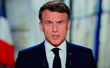 A la peine, Macron ressort la carte du référendum