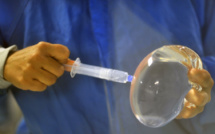 Ouverture à Aix du procès en appel des prothèses mammaires PIP