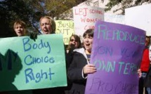 USA: au Texas, 100.000 femmes ont tenté d'avorter chez elles