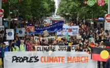 Des dizaines de milliers d'Australiens donnent le coup d'envoi des marches pour le climat