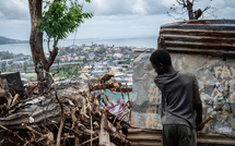 "C'est resté comme ça depuis Chido": à Mayotte, le long chantier de la reconstruction