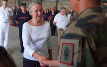 Mayotte: face à la détresse d'élèves, Borne promet de rétablir l'école "le plus vite possible"