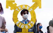 Trump signe un décret visant à empêcher les athlètes transgenres de participer aux sports féminins