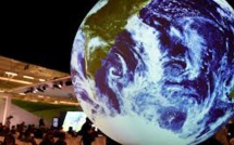 Climat: les négociateurs les mains dans le cambouis pour une journée charnière