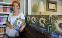 Lis et danse avec Hinatea 