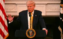 Trump repart à la charge contre Zelensky et l'appelle à parler à Poutine