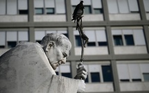 Le pape victime d'une nouvelle crise respiratoire lundi